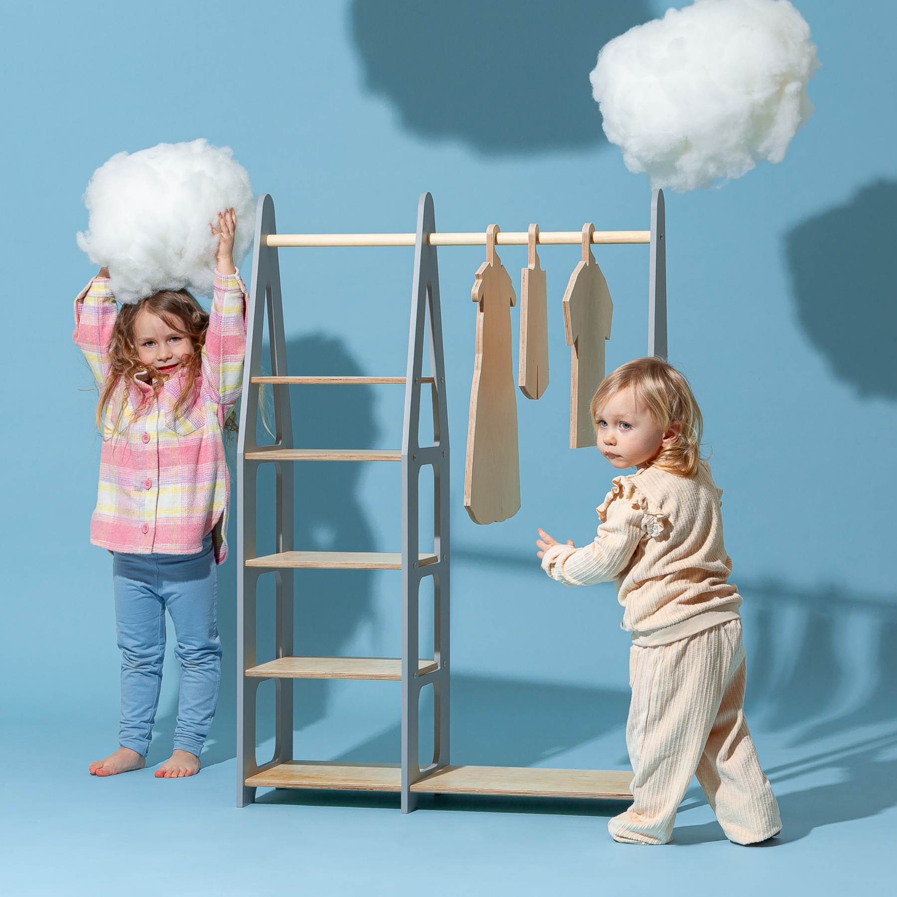 Clothing Rack with shelves on the side - Duck Woodworks