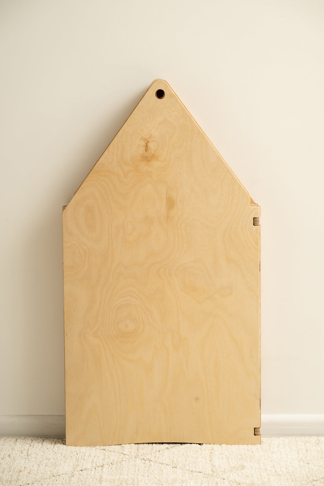 Studio6 7475 web natural wood